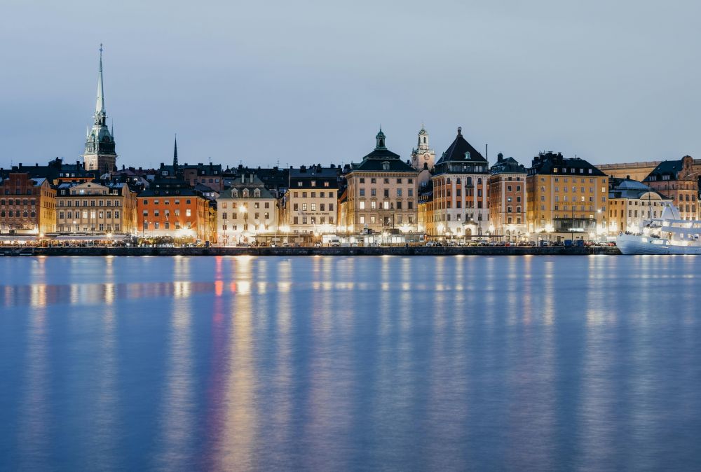 Markiser i Stockholm: Ditt Hem i Skuggan av Komfort och Stil