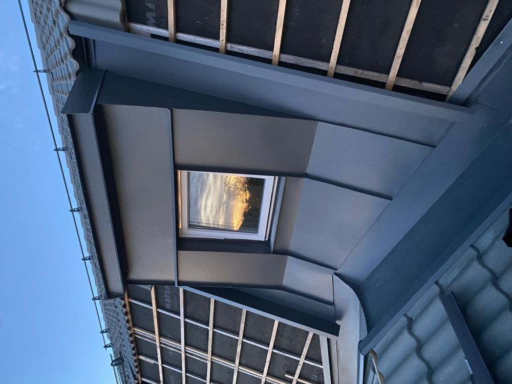 Plåtslagare i norrköping  tryggt tak och hållbar plåt för lång tid framåt