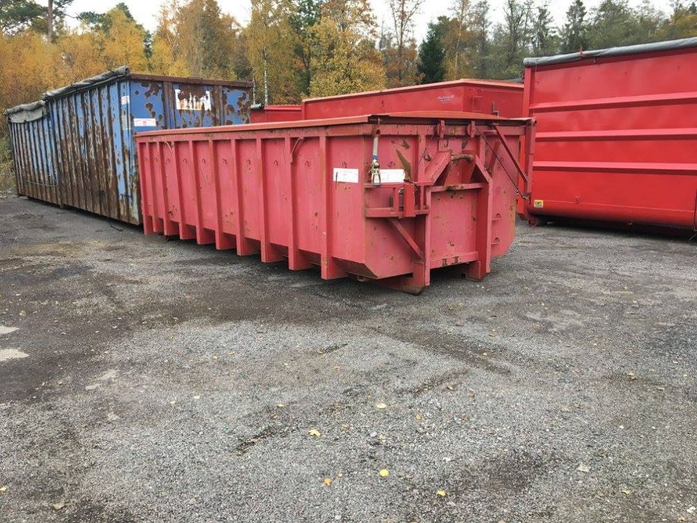 Container i Linköping: Smart avfallshantering för bygg, rivning och röjning